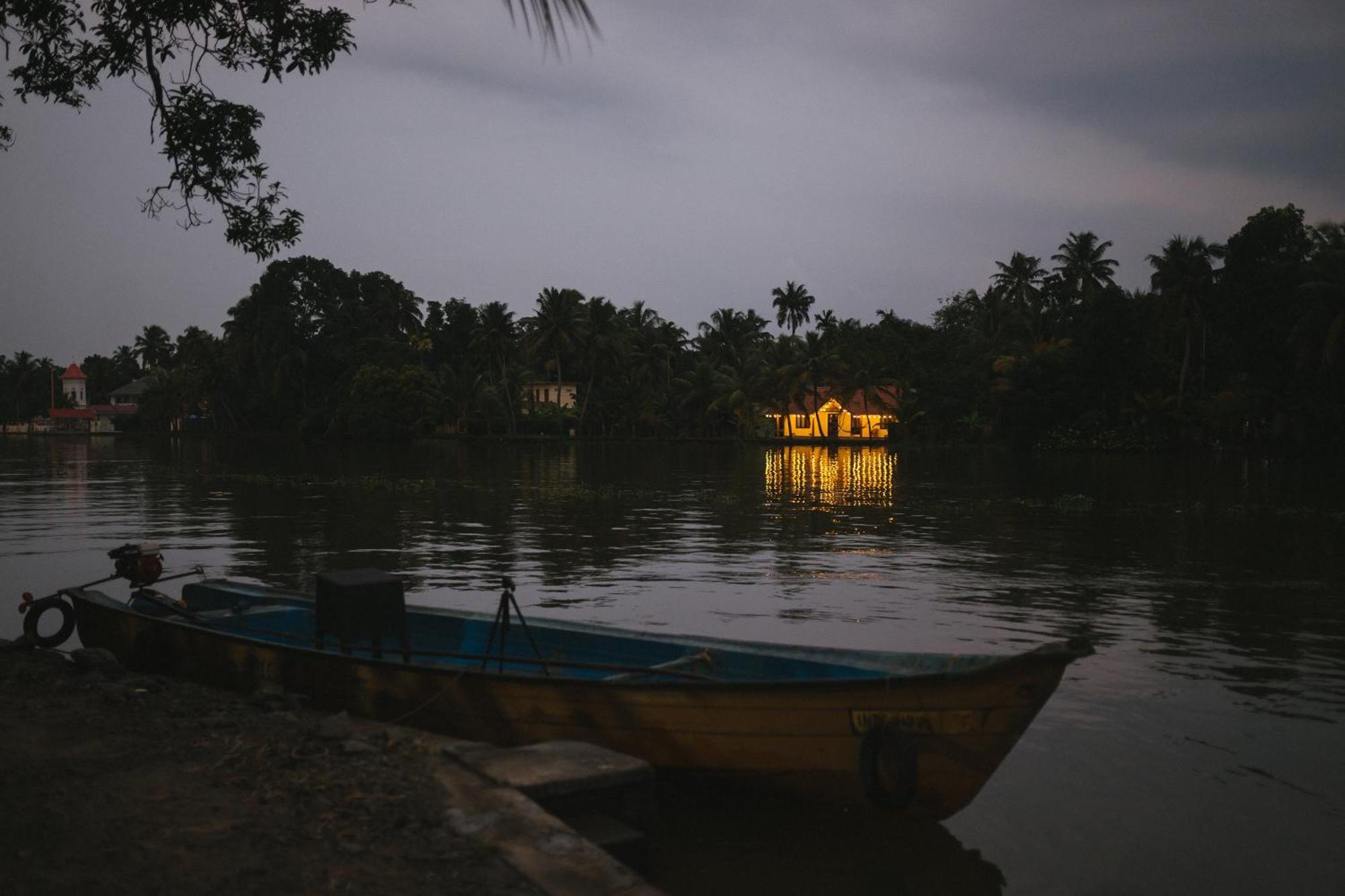 Tulsi Kayal Retreat Appartement Champakulam Buitenkant foto