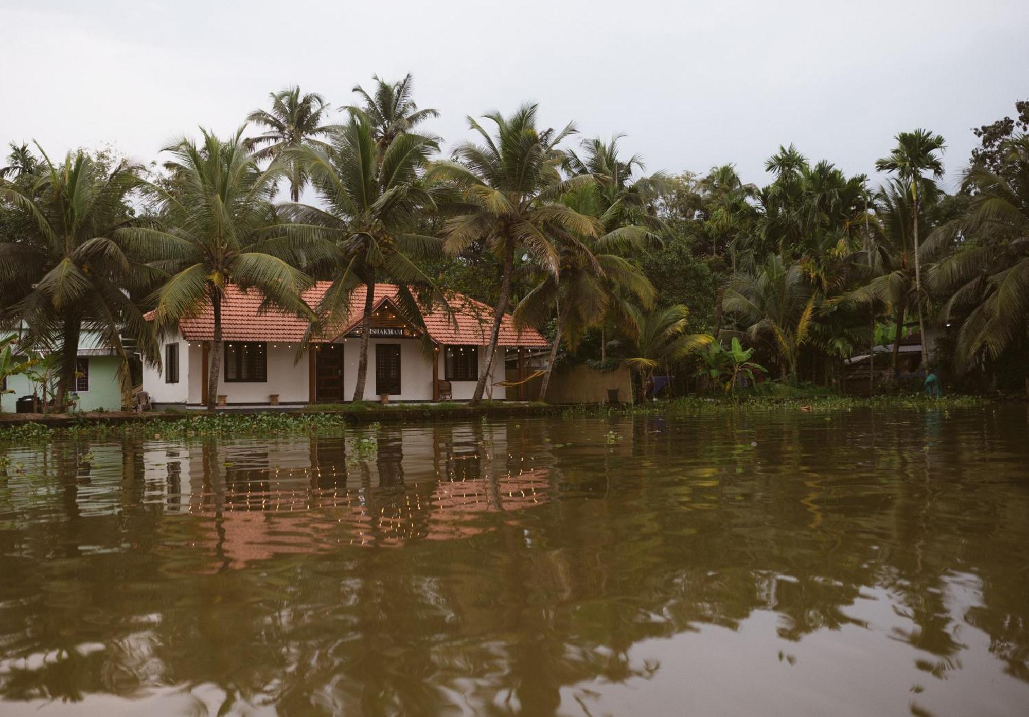 Tulsi Kayal Retreat Appartement Champakulam Buitenkant foto