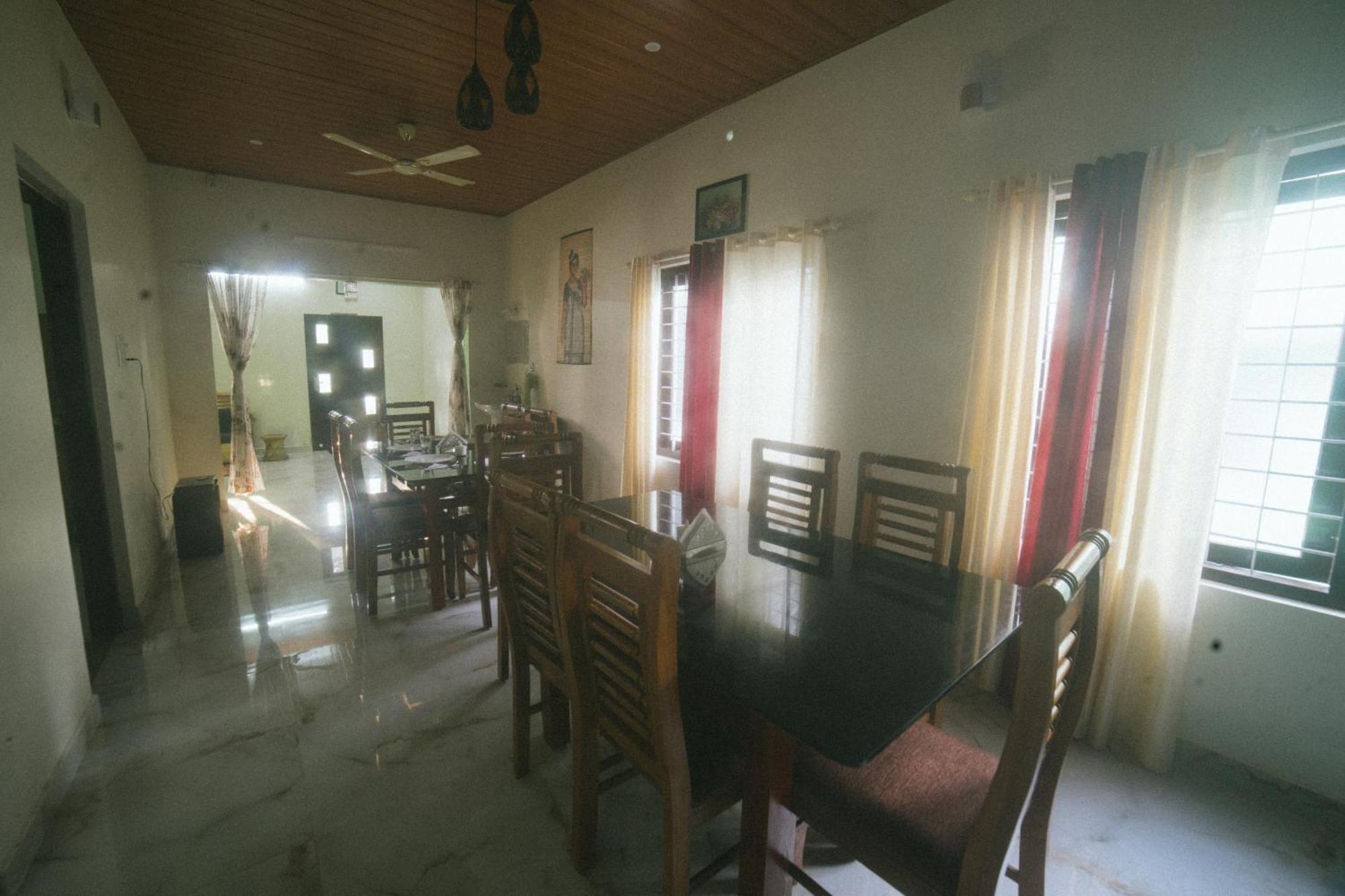 Tulsi Kayal Retreat Appartement Champakulam Buitenkant foto