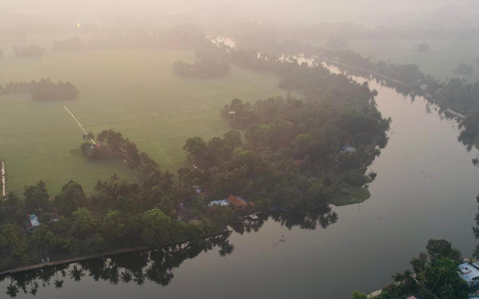 Tulsi Kayal Retreat Appartement Champakulam Buitenkant foto